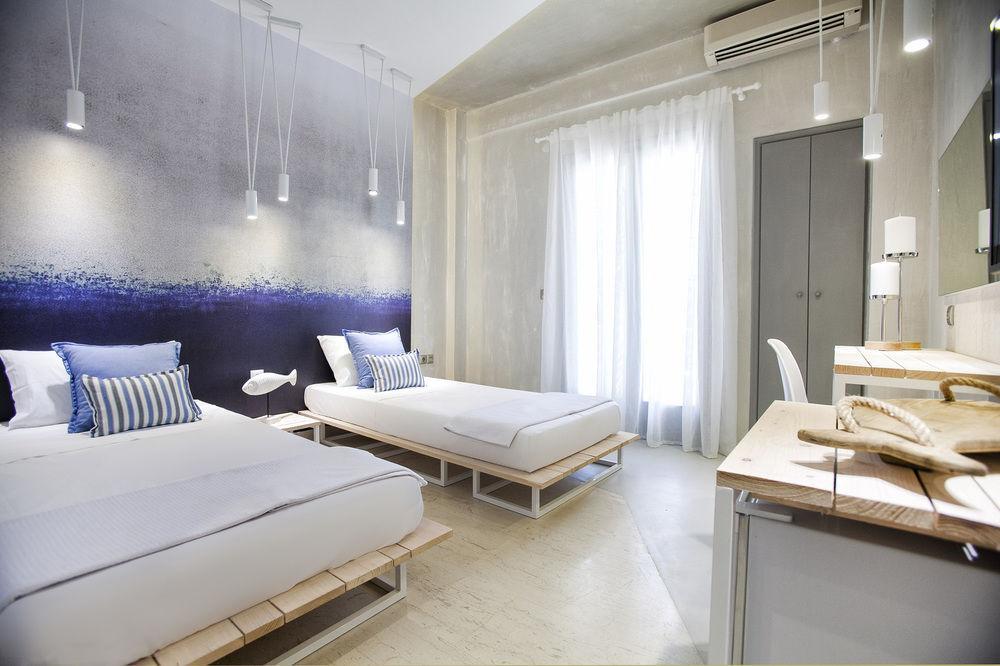Privee Santorini Hotel Perissa  Bagian luar foto