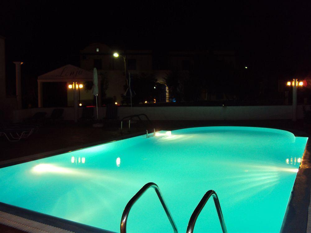Privee Santorini Hotel Perissa  Bagian luar foto