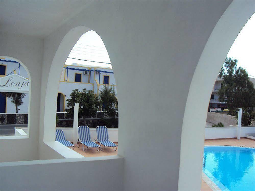 Privee Santorini Hotel Perissa  Bagian luar foto